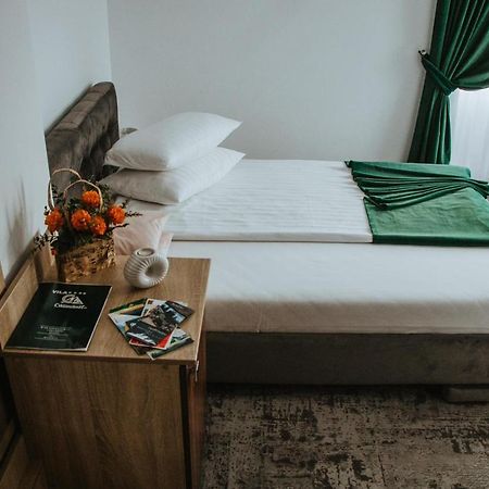 Vila Calimanel Hotel Vatra Dornei Ngoại thất bức ảnh